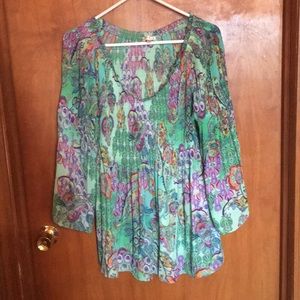 Stretchy paisley top